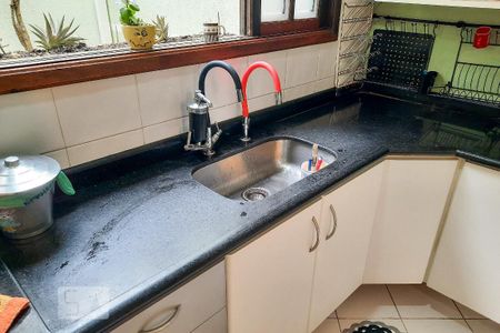 Casa à venda com 212m², 3 quartos e 2 vagasCozinha