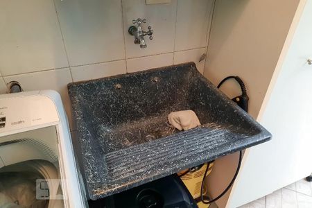 Casa à venda com 212m², 3 quartos e 2 vagasÁrea de Serviço