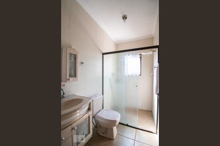 Casa à venda com 273m², 4 quartos e 2 vagasBanheiro 2