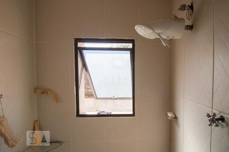 Casa à venda com 273m², 4 quartos e 2 vagasBanheiro 2 