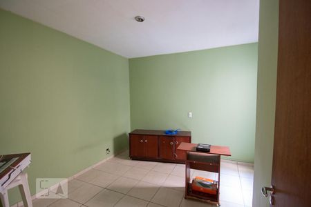 Casa à venda com 273m², 4 quartos e 2 vagasQuarto 3