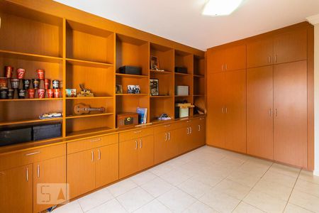 Casa de condomínio à venda com 300m², 4 quartos e 3 vagasQuarto da suíte 4