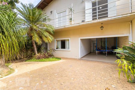 Casa de condomínio à venda com 300m², 4 quartos e 3 vagasVagas de garagem