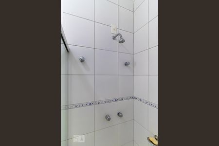 Casa de condomínio à venda com 300m², 4 quartos e 3 vagasBanheiro da suíte 3