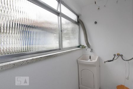 Apartamento à venda com 72m², 2 quartos e 1 vagaAREA DE SERVIÇO