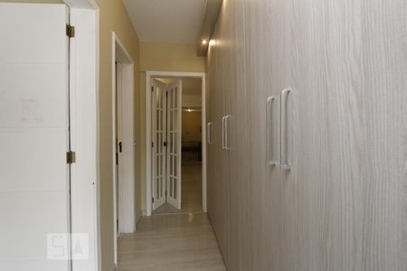 Apartamento à venda com 72m², 2 quartos e 1 vagaCORREDOR