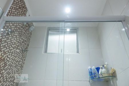 Apartamento para alugar com 44m², 2 quartos e 1 vaga Apartamento para alugar com 44m², 2 quartos e 1 vagaDetalhe do banheiro