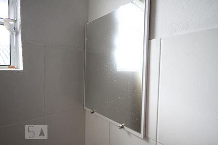 Banheiro de casa para alugar com 1 quarto, 24m² em Vila Conde do Pinhal, São Paulo