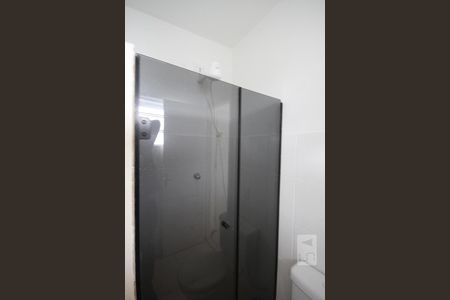 Banheiro de casa para alugar com 1 quarto, 24m² em Vila Conde do Pinhal, São Paulo