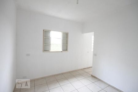 Quarto de casa para alugar com 1 quarto, 24m² em Vila Conde do Pinhal, São Paulo
