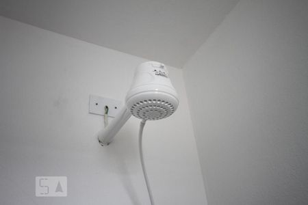 Banheiro de casa para alugar com 1 quarto, 24m² em Vila Conde do Pinhal, São Paulo