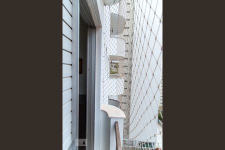 Apartamento à venda com 111m², 4 quartos e 2 vagasSuíte 2 - Varanda