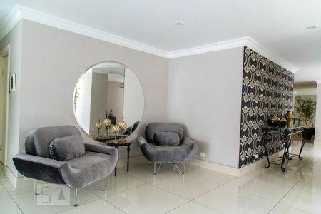 Apartamento à venda com 111m², 4 quartos e 2 vagasHall social