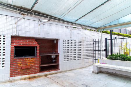 Apartamento à venda com 111m², 4 quartos e 2 vagasÁrea comum - Churrasqueira