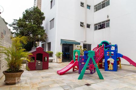 Apartamento à venda com 111m², 4 quartos e 2 vagasÁrea comum - Playground