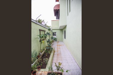 Casa à venda com 280m², 3 quartos e 4 vagasQuintal