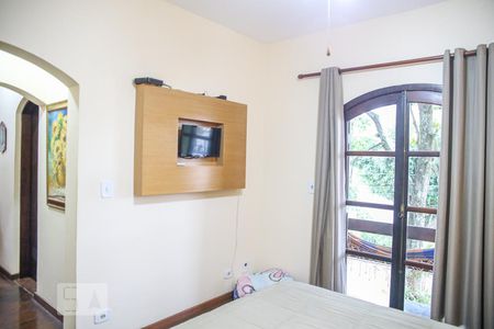 Casa à venda com 280m², 3 quartos e 4 vagasSuíte Master