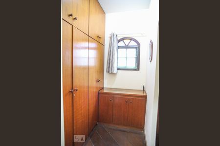 Casa à venda com 280m², 3 quartos e 4 vagasCloset 2 da Suíte Master