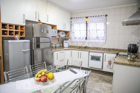 Casa à venda com 280m², 3 quartos e 4 vagasCozinha