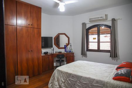 Casa à venda com 280m², 3 quartos e 4 vagasQuarto 1