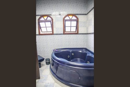 Casa à venda com 280m², 3 quartos e 4 vagasBanheiro da suíte master