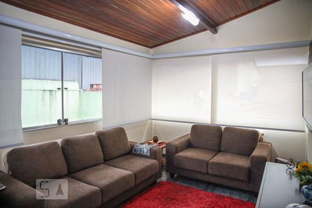 Casa à venda com 280m², 3 quartos e 4 vagasEscritório