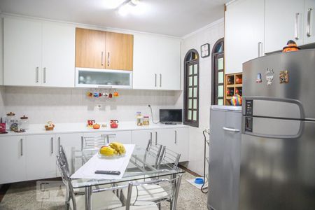 Casa à venda com 280m², 3 quartos e 4 vagasCozinha