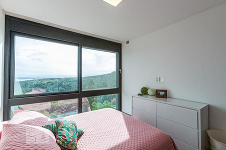 Casa de condomínio à venda com 500m², 4 quartos e 6 vagas Casa de condomínio à venda com 500m², 4 quartos e 6 vagasQuarto 3