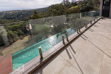 Casa de condomínio à venda com 500m², 4 quartos e 6 vagas Casa de condomínio à venda com 500m², 4 quartos e 6 vagasVaranda do Quarto