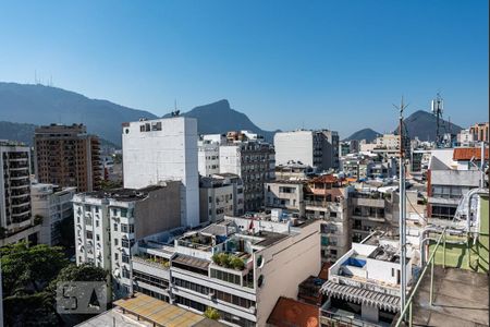 Apartamento à venda com 230m², 4 quartos e 2 vagas Apartamento à venda com 230m², 4 quartos e 2 vagasVista da Cobertura