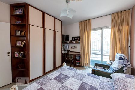 Apartamento à venda com 230m², 4 quartos e 2 vagas Apartamento à venda com 230m², 4 quartos e 2 vagasQuarto 3