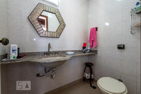 Apartamento à venda com 230m², 4 quartos e 2 vagas Apartamento à venda com 230m², 4 quartos e 2 vagasLavabo