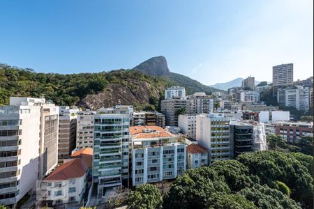 Apartamento à venda com 230m², 4 quartos e 2 vagas Apartamento à venda com 230m², 4 quartos e 2 vagasVista da Varanda do Quarto 3