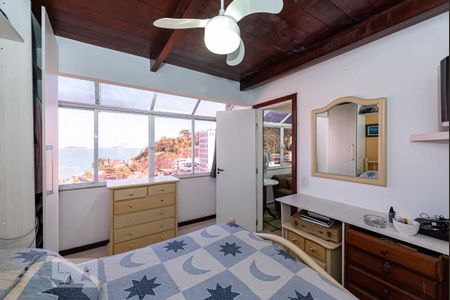 Apartamento à venda com 230m², 4 quartos e 2 vagas Apartamento à venda com 230m², 4 quartos e 2 vagasCobertura - Quarto 4