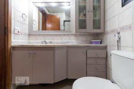 Apartamento para alugar com 154m², 4 quartos e 3 vagas Apartamento para alugar com 154m², 4 quartos e 3 vagasBanheiro da Suíte 2