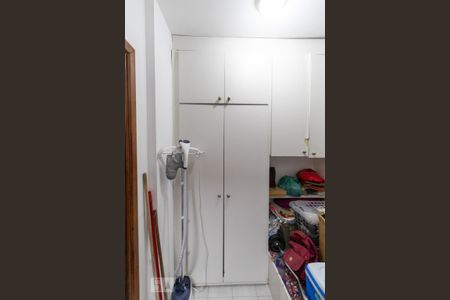 Apartamento para alugar com 154m², 4 quartos e 3 vagas Apartamento para alugar com 154m², 4 quartos e 3 vagasQuarto de Serviço