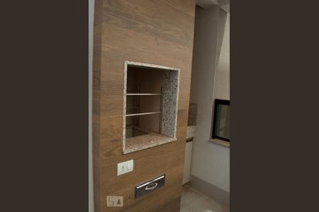 Varanda gourmet de apartamento para alugar com 2 quartos, 76m² em Lagoinha, Uberlândia