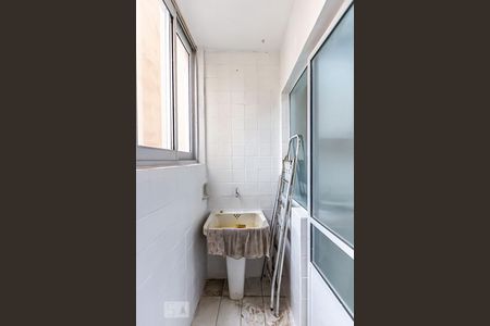 Apartamento à venda com 60m², 2 quartos e sem vaga Apartamento à venda com 60m², 2 quartos e sem vagaÁrea de serviço