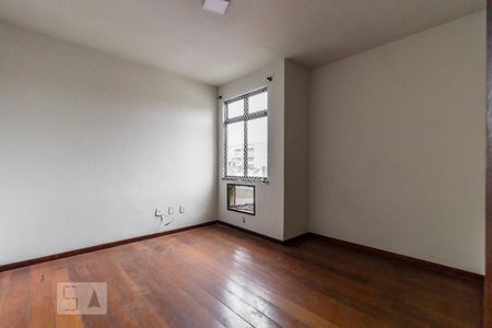 Quarto 1 de apartamento para alugar com 3 quartos, 124m² em Zumbi, Rio de Janeiro