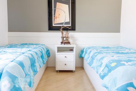 Casa à venda com 300m², 4 quartos e 3 vagas Casa à venda com 300m², 4 quartos e 3 vagasQuarto 1