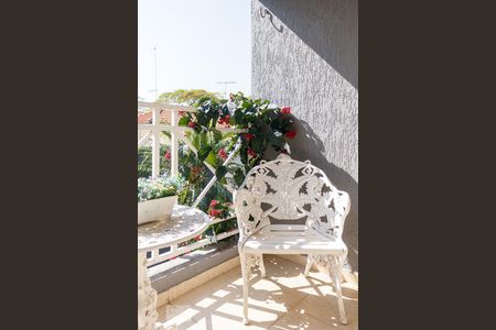 Casa à venda com 300m², 4 quartos e 3 vagas Casa à venda com 300m², 4 quartos e 3 vagasVaranda quartos