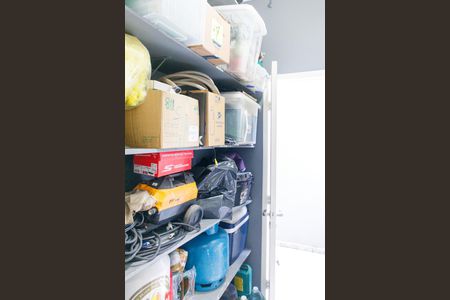 Casa à venda com 300m², 4 quartos e 3 vagas Casa à venda com 300m², 4 quartos e 3 vagasDepósito