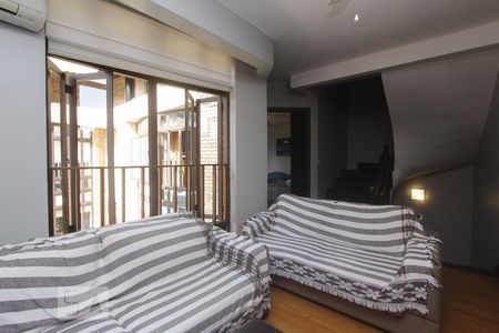 Casa de condomínio à venda com 200m², 4 quartos e 2 vagasSALA