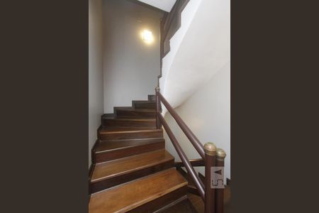 Casa de condomínio à venda com 200m², 4 quartos e 2 vagas3º ANDAR