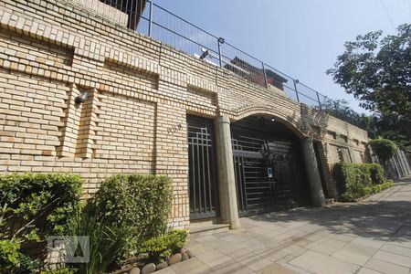 Casa de condomínio à venda com 200m², 4 quartos e 2 vagasFACHADA