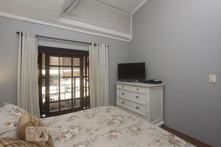 Casa de condomínio à venda com 200m², 4 quartos e 2 vagasSUITE