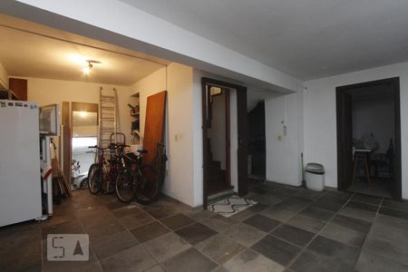 Casa de condomínio à venda com 200m², 4 quartos e 2 vagasGARAGEM