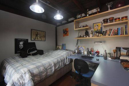 Casa de condomínio à venda com 200m², 4 quartos e 2 vagasQUARTO 4