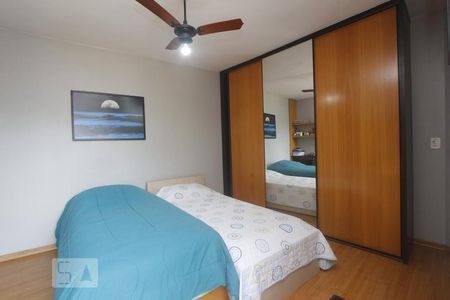 Casa de condomínio à venda com 200m², 4 quartos e 2 vagasQUARTO 2