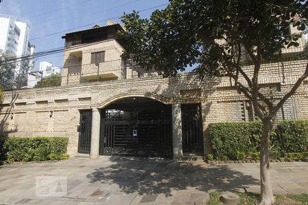 Casa de condomínio à venda com 200m², 4 quartos e 2 vagasFACHADA